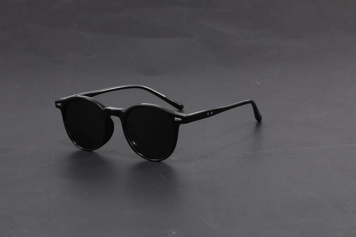 GENEVIEVE Simple Geometric Round Frame Design Women Men Polarized Sunglasses UV Protection Customizable Prescription 1080