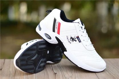 Men's leather sneakers Casual versatile shoes Outdoor non slip running footwear Fashion men's board shoes Zapatos Homme